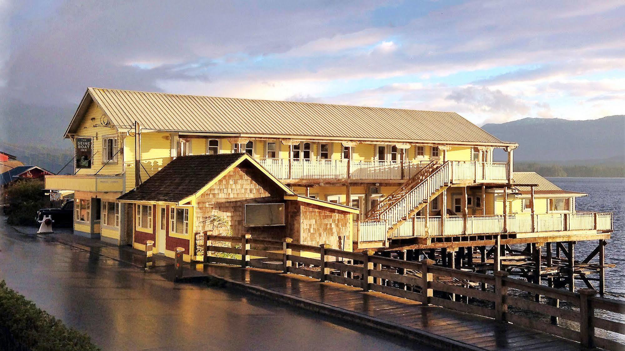 Seine Boat Inn Alert Bay Dış mekan fotoğraf
